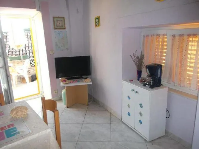 Sunce - One Bedroom With Sea View And Terrace Apartamento