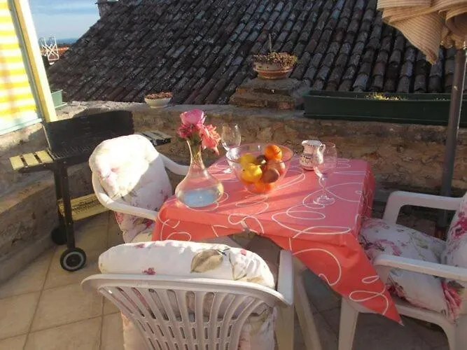 Sunce - One Bedroom With Sea View And Terrace 아파트